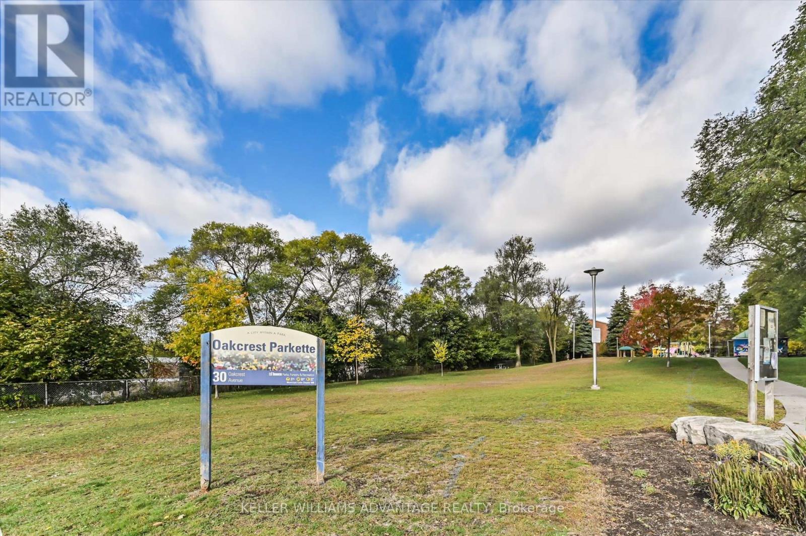 10 Amroth Avenue, Toronto, Ontario  M4C 4H2 - Photo 20 - E12507030