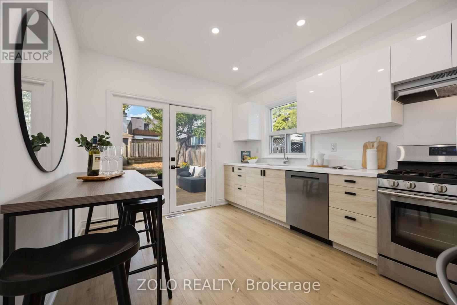 24 Poucher Street, Toronto, Ontario  M4J 2Y9 - Photo 10 - E12507120