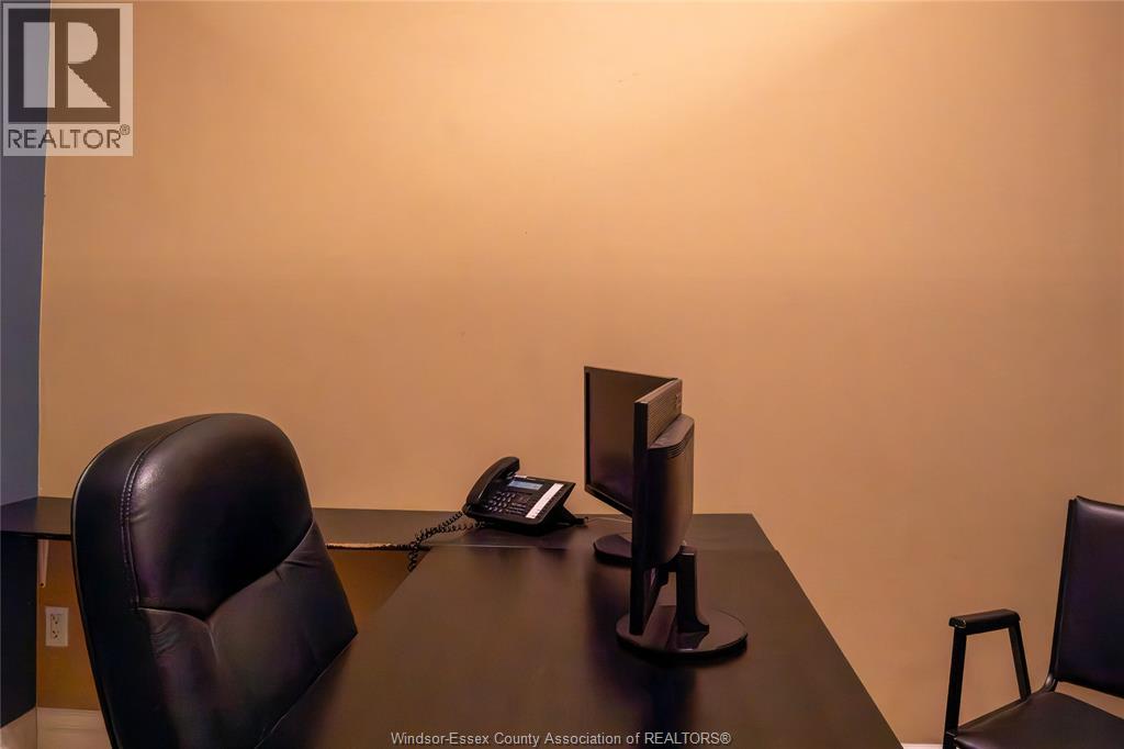 9733 Tecumseh Road East Unit# 6, Windsor, Ontario  N8R 1A5 - Photo 4 - 25027964