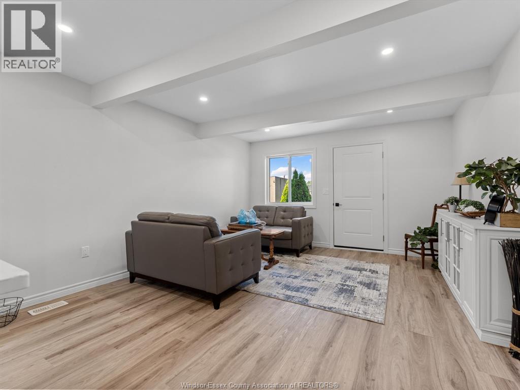 2738 Chandler Road, Windsor, Ontario N8W 4B5 - Photo 11 - 25027942