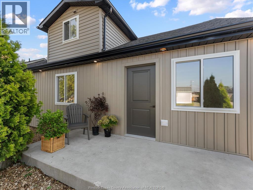 2738 Chandler Road, Windsor, Ontario N8W 4B5 - Photo 3 - 25027942