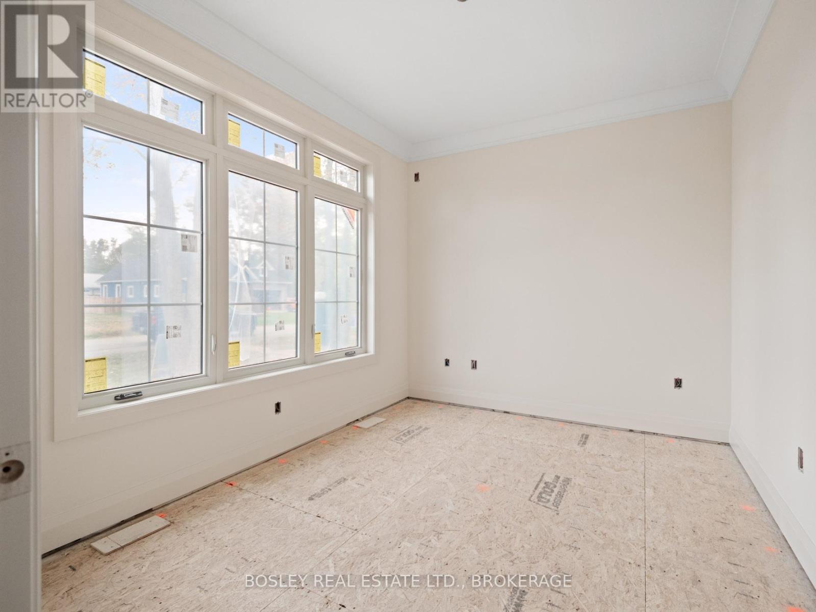 60 Pleasant Avenue N, Fort Erie, Ontario  L0S 1N0 - Photo 16 - X12507168