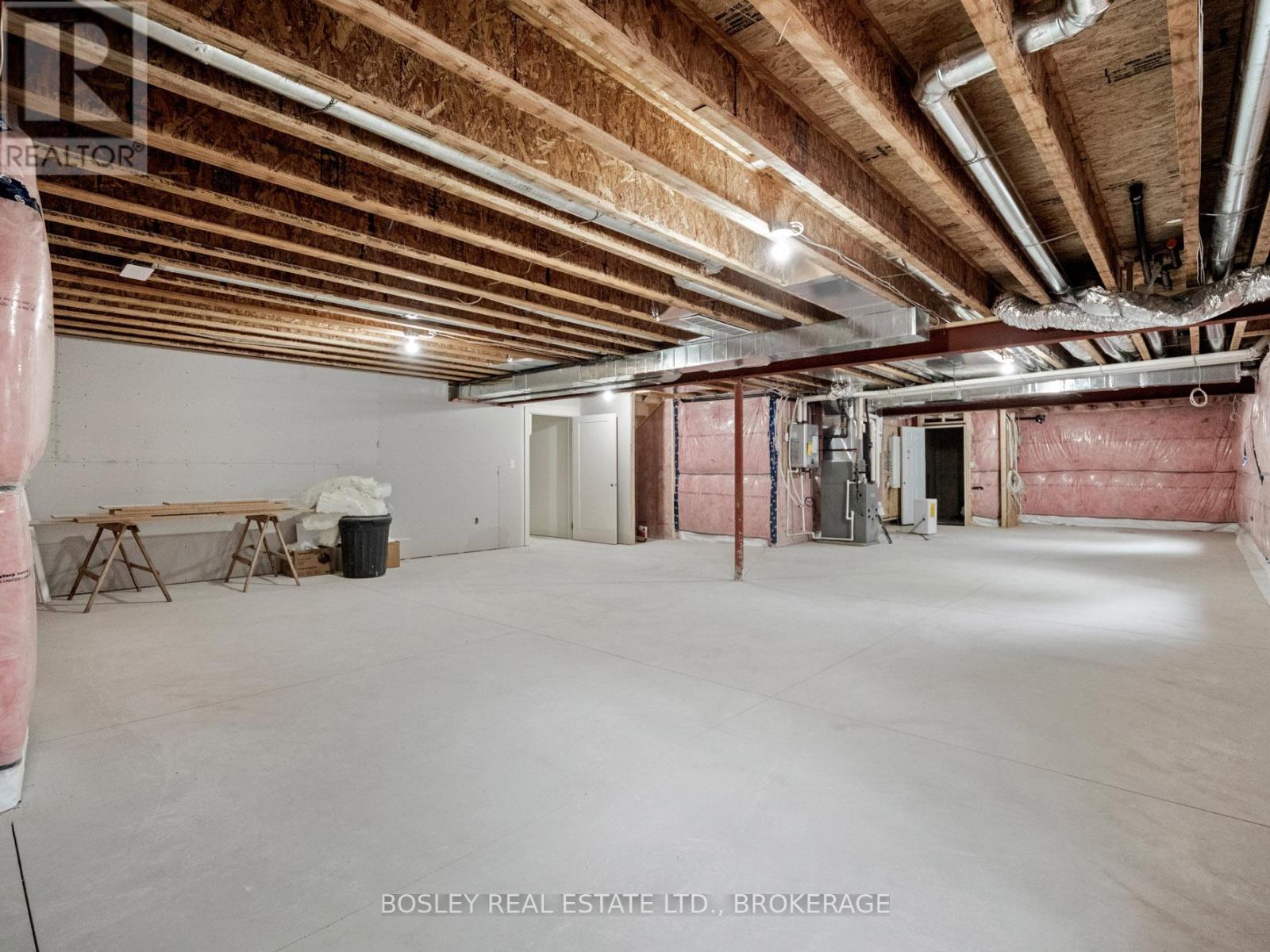 60 Pleasant Avenue N, Fort Erie, Ontario  L0S 1N0 - Photo 22 - X12507168