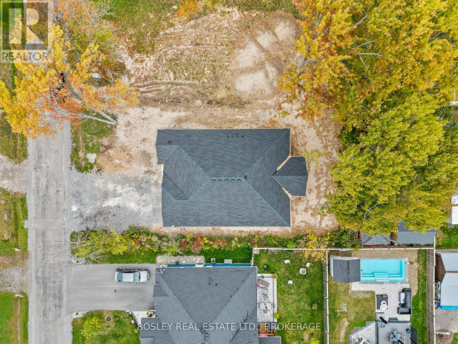 60 Pleasant Avenue N, Fort Erie, Ontario  L0S 1N0 - Photo 31 - X12507168