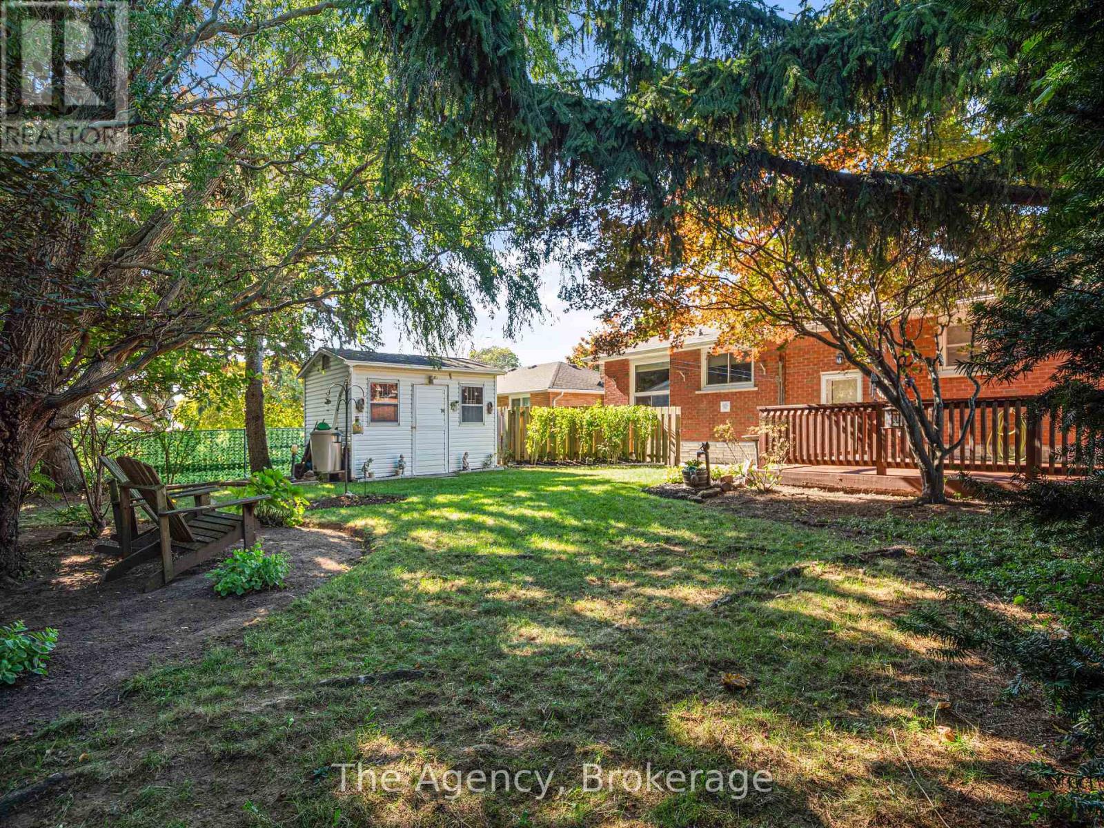 518 Leonard Avenue, Welland, Ontario L3C 3A7 - Photo 13 - X12507208