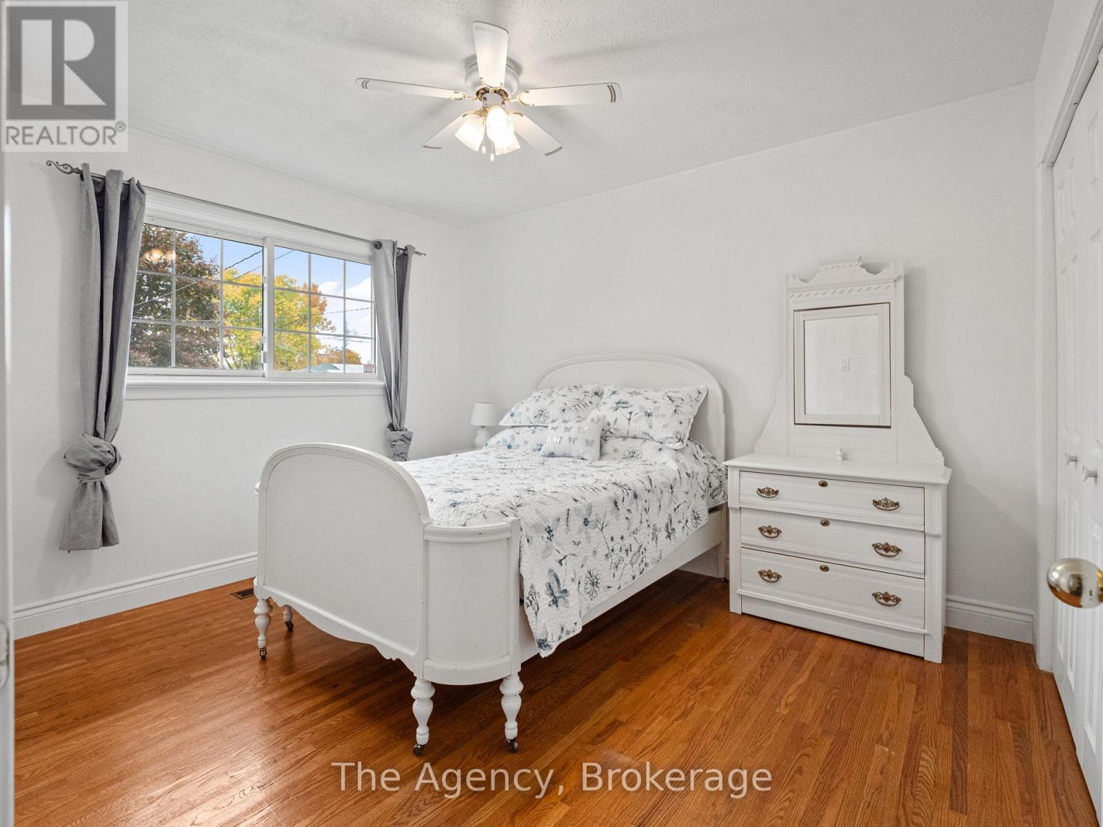 518 Leonard Avenue, Welland, Ontario L3C 3A7 - Photo 18 - X12507208