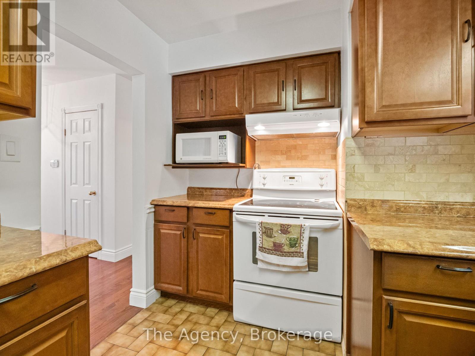 518 Leonard Avenue, Welland, Ontario L3C 3A7 - Photo 27 - X12507208