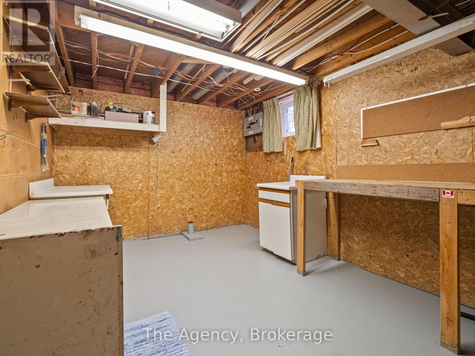 518 Leonard Avenue, Welland, Ontario L3C 3A7 - Photo 37 - X12507208