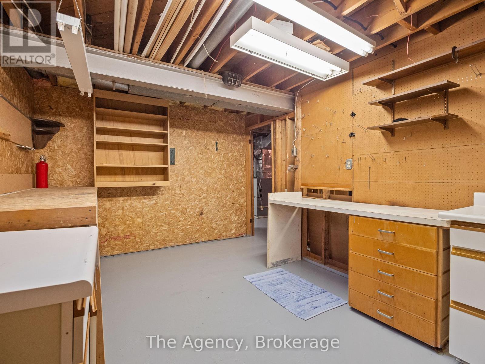 518 Leonard Avenue, Welland, Ontario L3C 3A7 - Photo 38 - X12507208