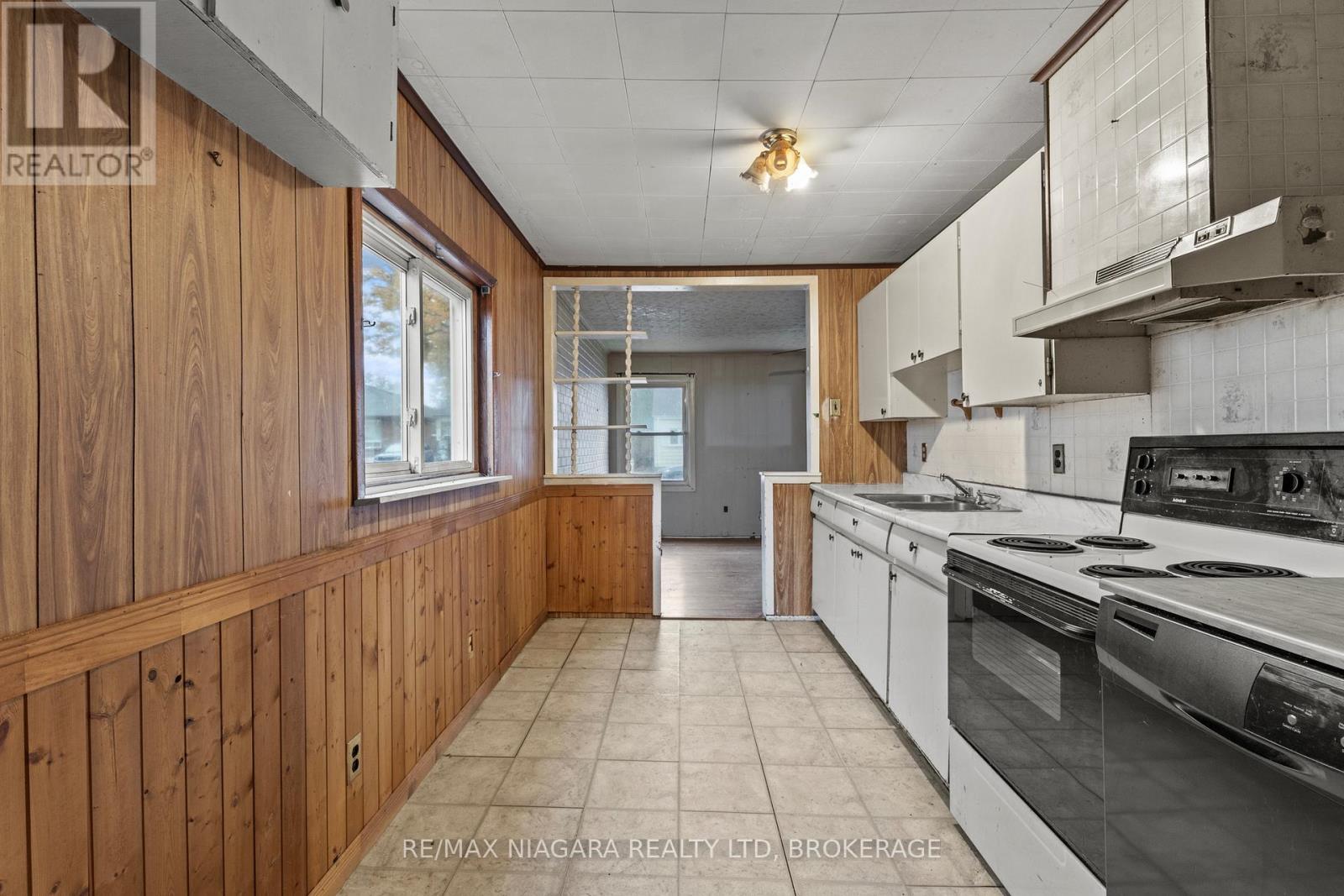 6278 Arad Street, Niagara Falls (Arad/fallsview), Ontario  L2G 2Z6 - Photo 16 - X12507280