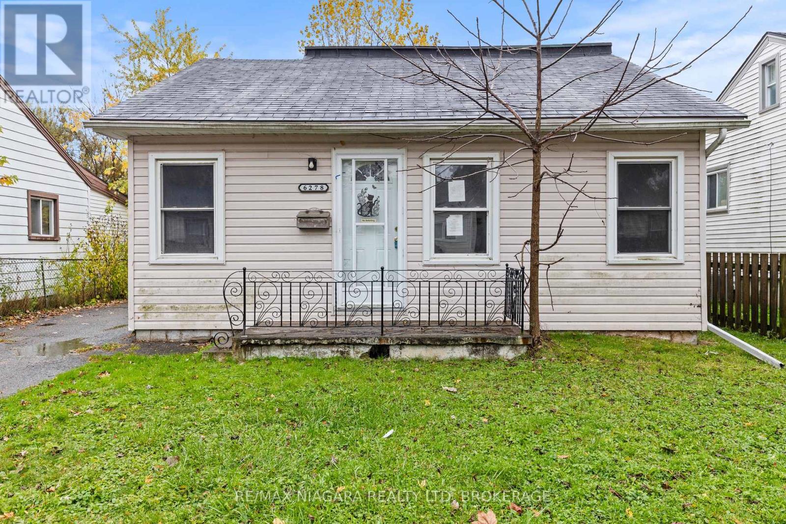 6278 Arad Street, Niagara Falls (Arad/fallsview), Ontario  L2G 2Z6 - Photo 2 - X12507280