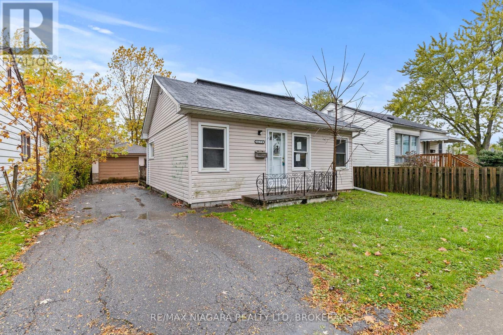 6278 Arad Street, Niagara Falls (Arad/fallsview), Ontario  L2G 2Z6 - Photo 3 - X12507280