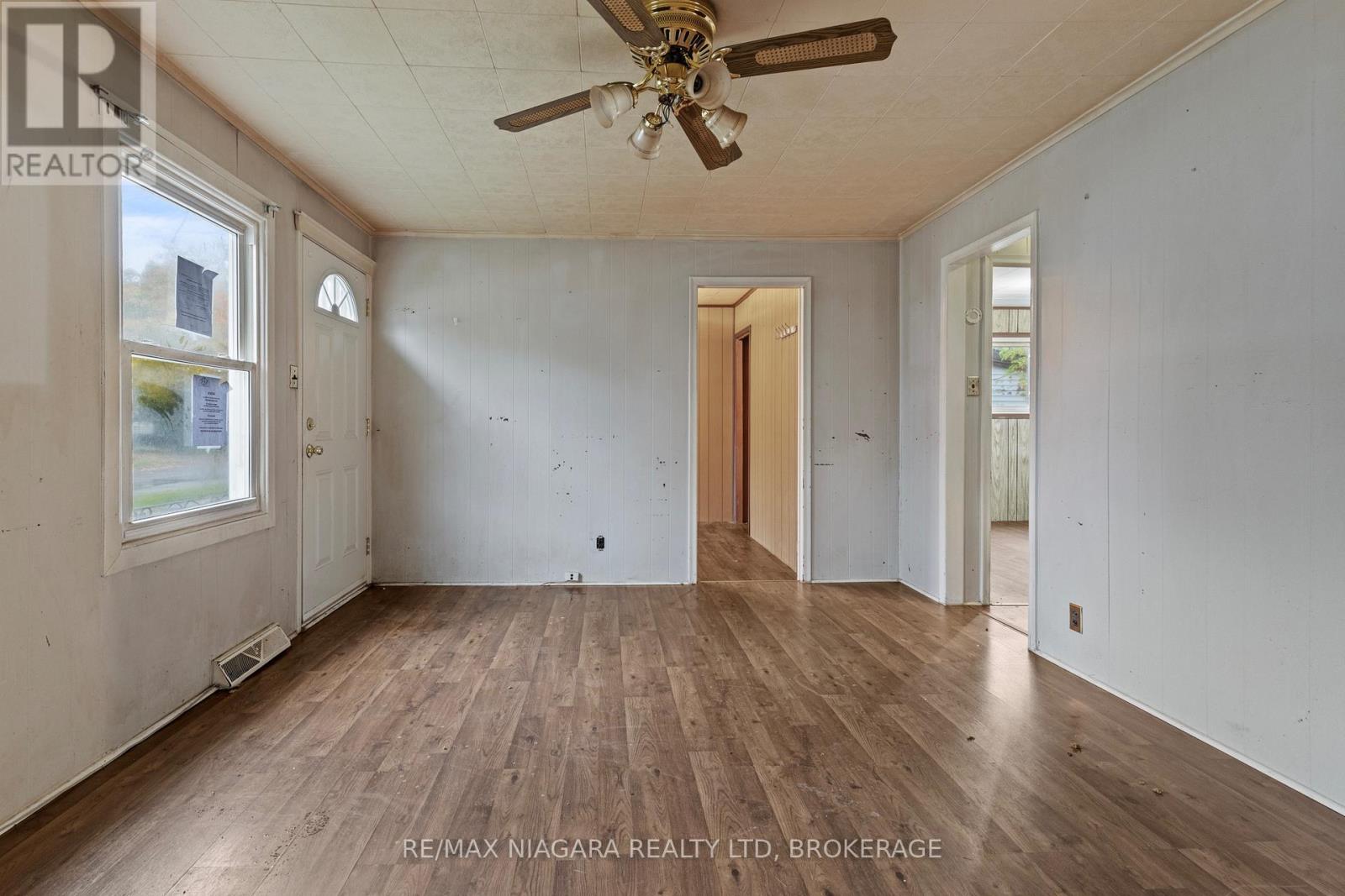 6278 Arad Street, Niagara Falls (Arad/fallsview), Ontario  L2G 2Z6 - Photo 9 - X12507280