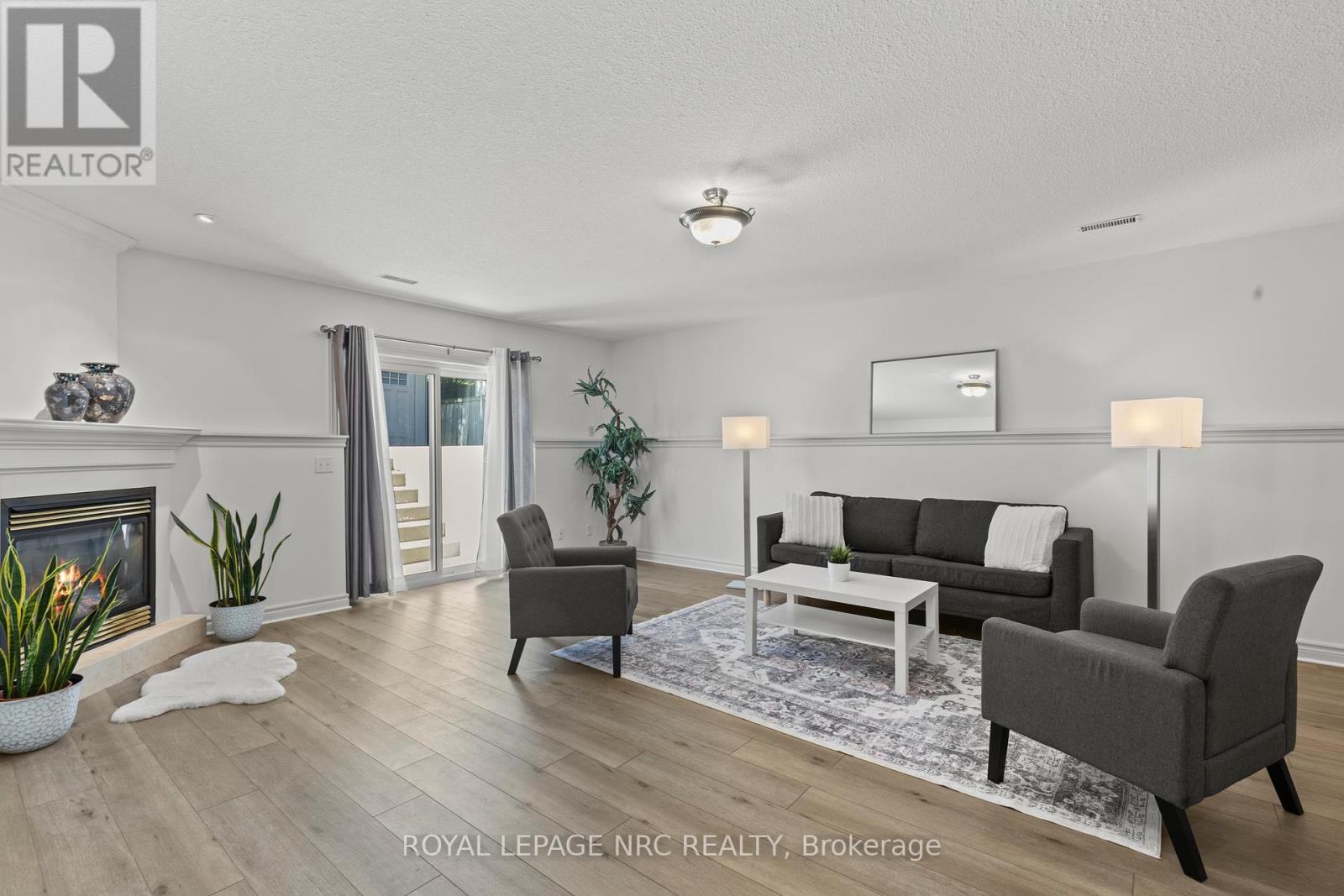 14 Hope Avenue W, Niagara-On-The-Lake, Ontario  L0S 1T0 - Photo 17 - X12507548