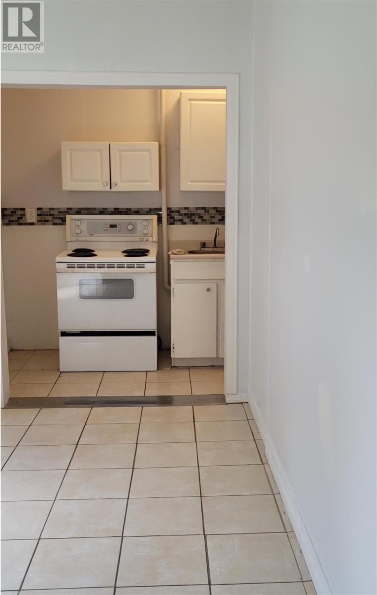 635 Wellington St E, Sault Ste. Marie, Ontario P6A 2M6 - Photo 12 - SM253158