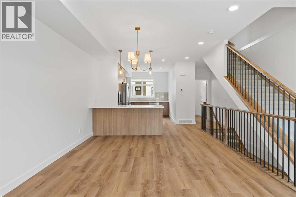 8313 8 Avenue Sw, Calgary, Alberta  T3H 4C6 - Photo 10 - A2264976