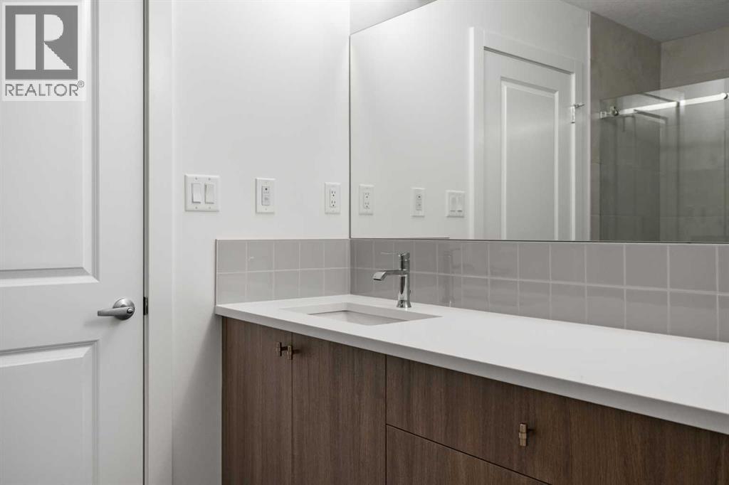 8313 8 Avenue Sw, Calgary, Alberta  T3H 4C6 - Photo 32 - A2264976