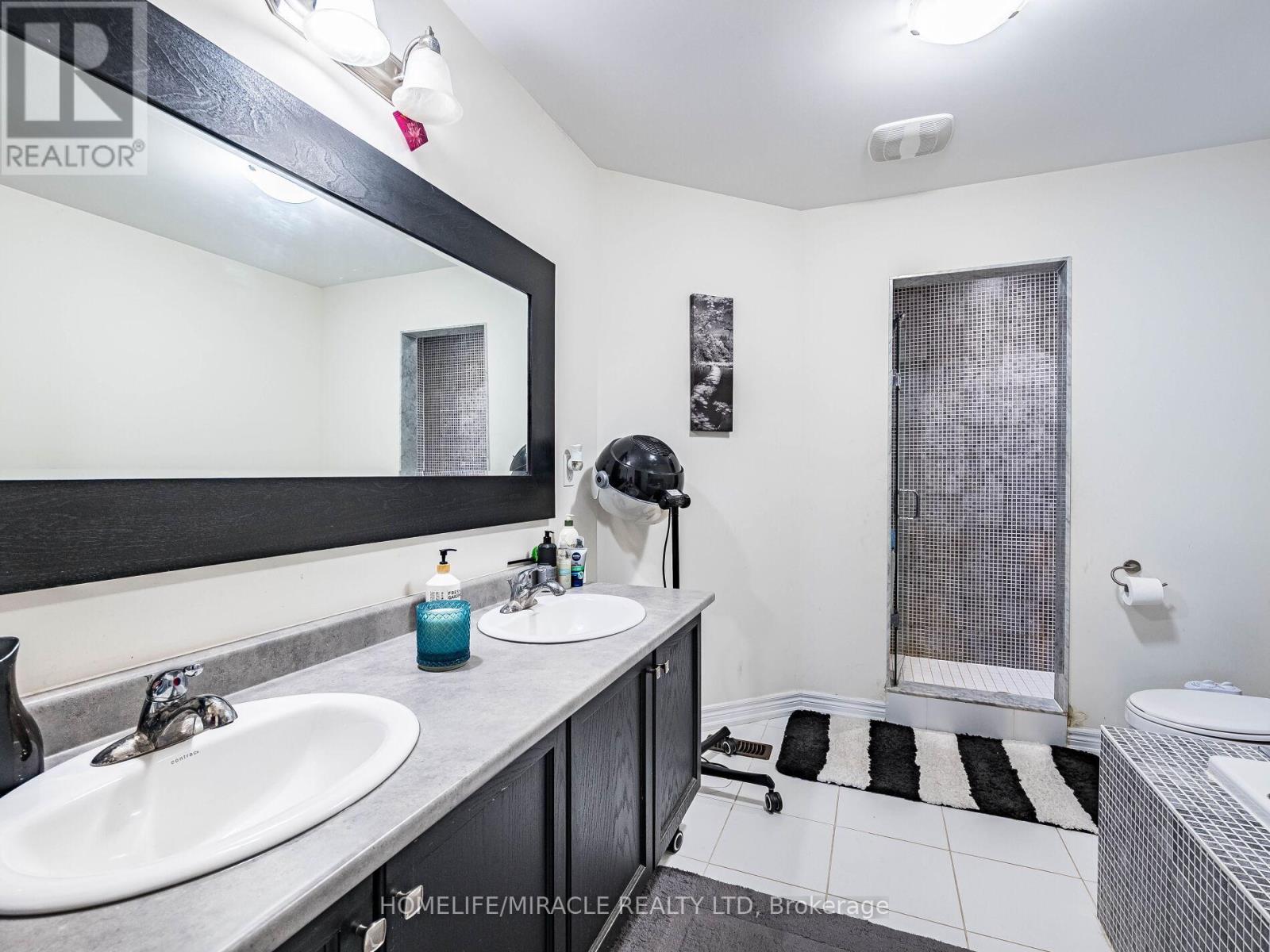 3 Doris Pawley Crescent, Caledon, Ontario  L7C 4E7 - Photo 32 - W12489356