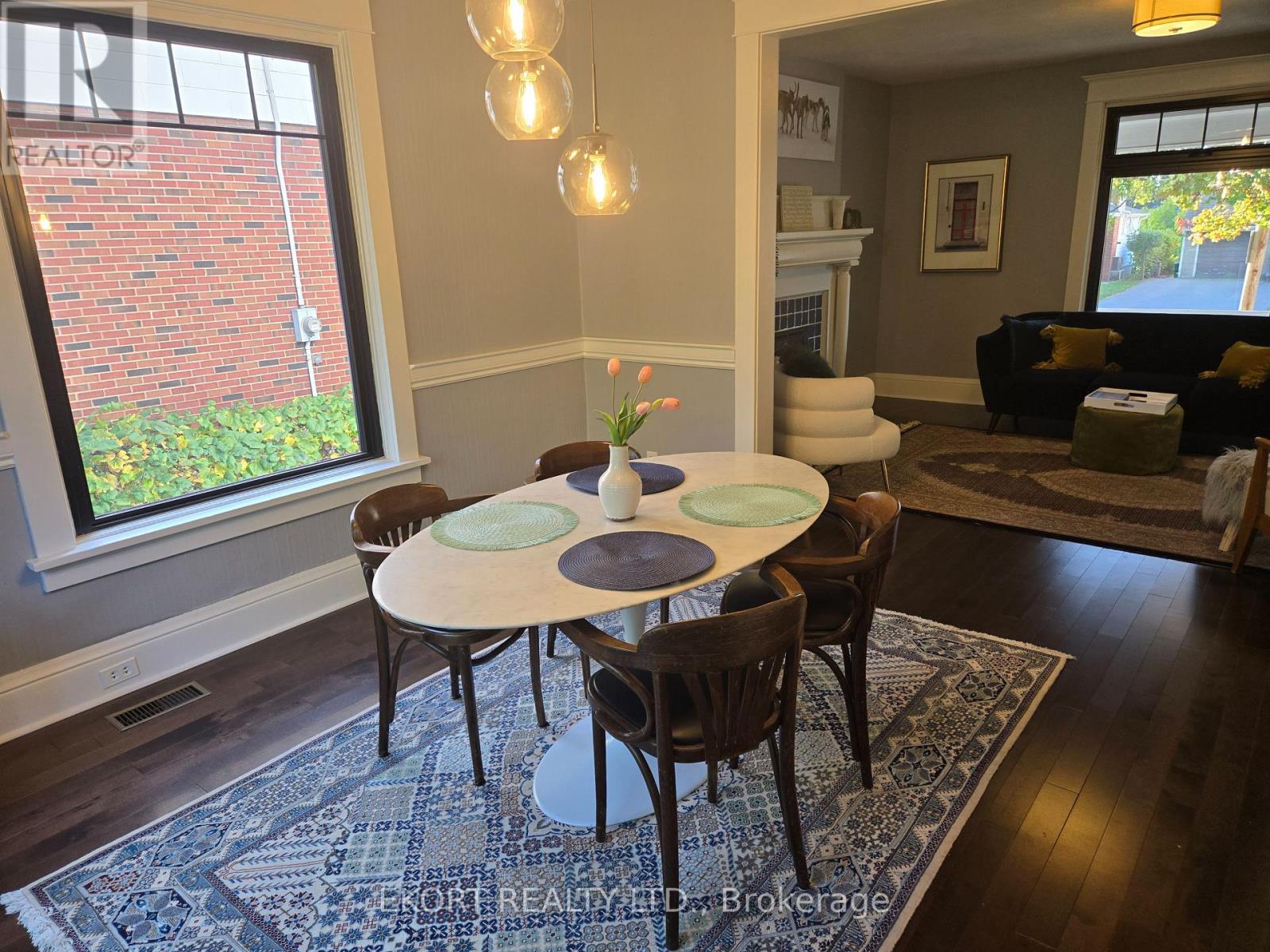 302 Bridge Street E, Belleville (Belleville Ward), Ontario  K8N 1P6 - Photo 11 - X12507166