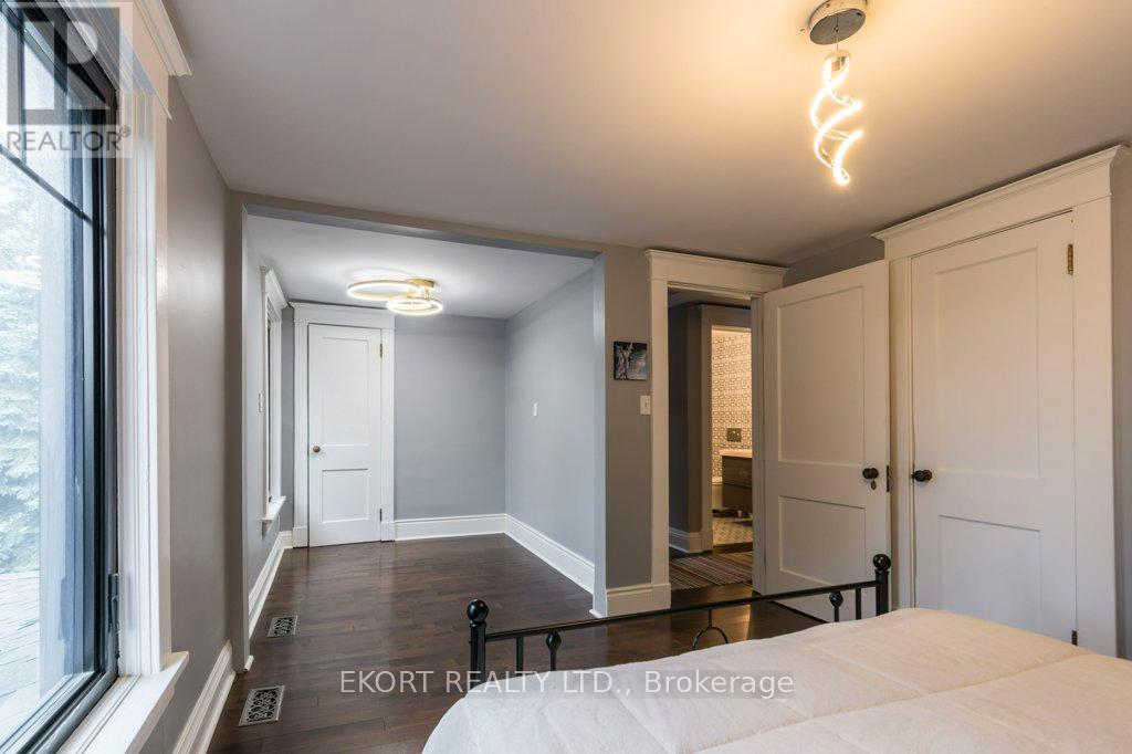 302 Bridge Street E, Belleville (Belleville Ward), Ontario  K8N 1P6 - Photo 17 - X12507166