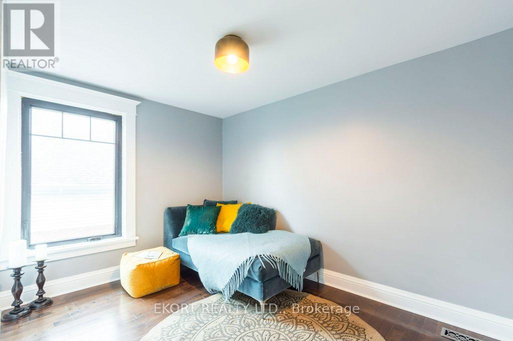 302 Bridge Street E, Belleville (Belleville Ward), Ontario  K8N 1P6 - Photo 19 - X12507166