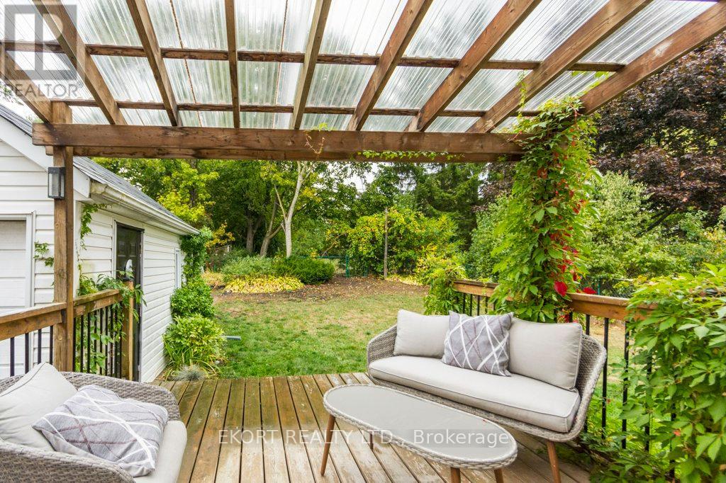 302 Bridge Street E, Belleville (Belleville Ward), Ontario  K8N 1P6 - Photo 25 - X12507166