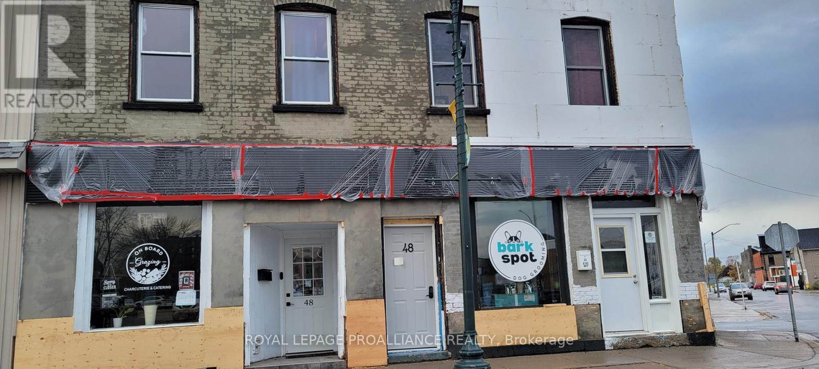 A - 48 King Street, Quinte West, Ontario K8V 3V8 - Photo 2 - X12507486