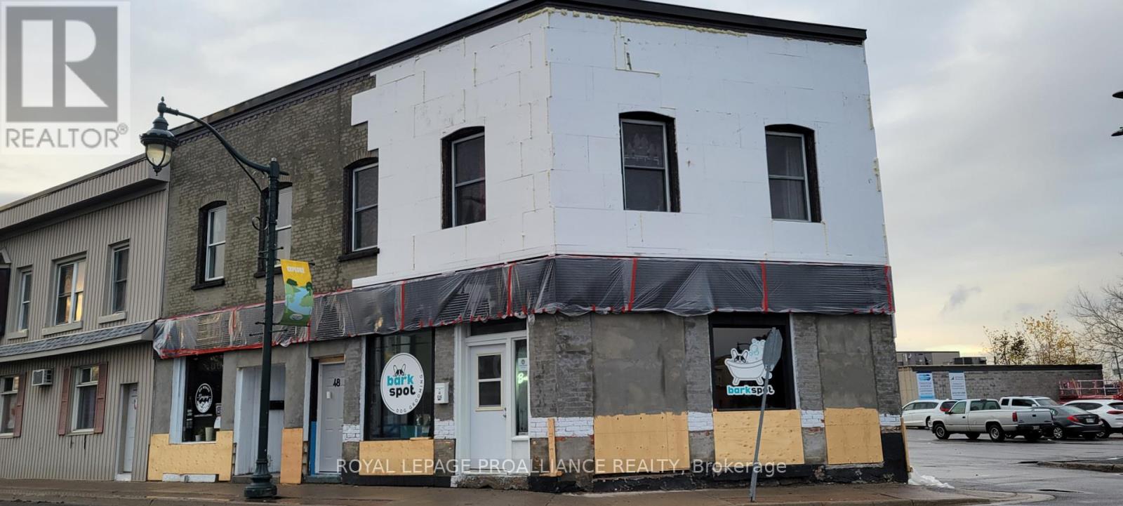 B - 48 KING STREET, Quinte West, Ontario