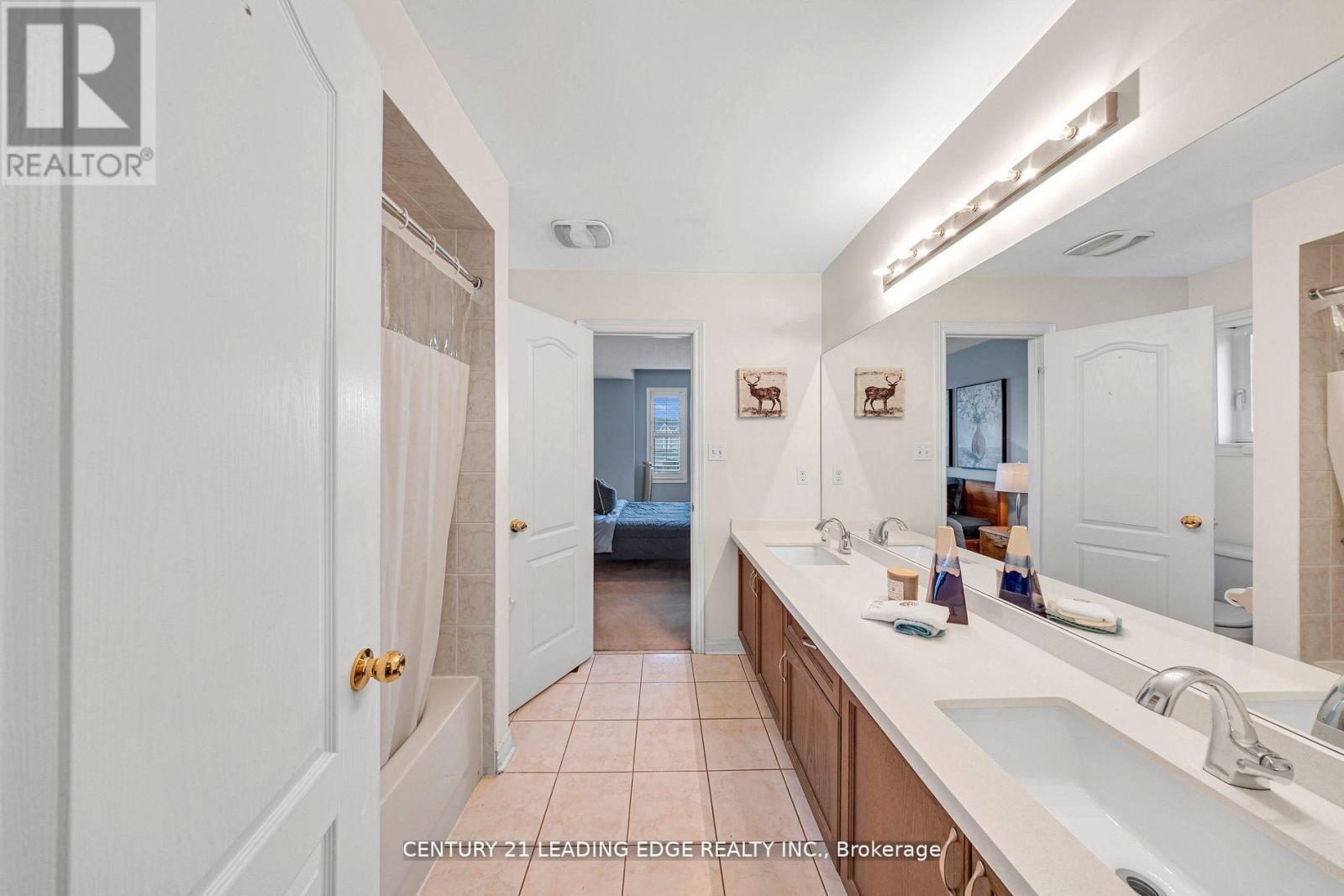 40 Ann Louise Crescent, Markham, Ontario  L3S 0A8 - Photo 28 - N12507056