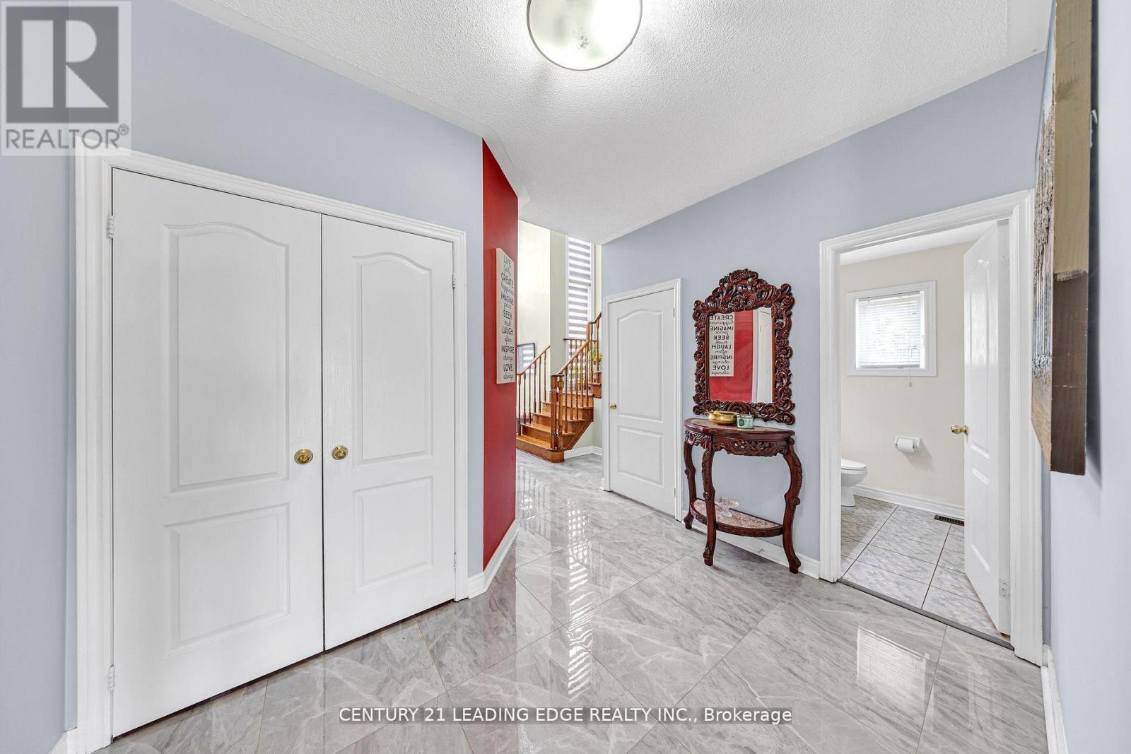 40 Ann Louise Crescent, Markham, Ontario  L3S 0A8 - Photo 6 - N12507056