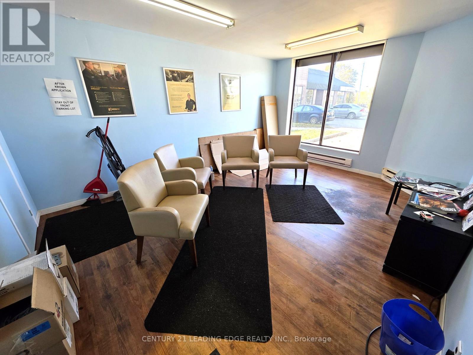 5 - 24707 Woodbine Avenue, Georgina, Ontario  L4P 0L4 - Photo 4 - N12507108