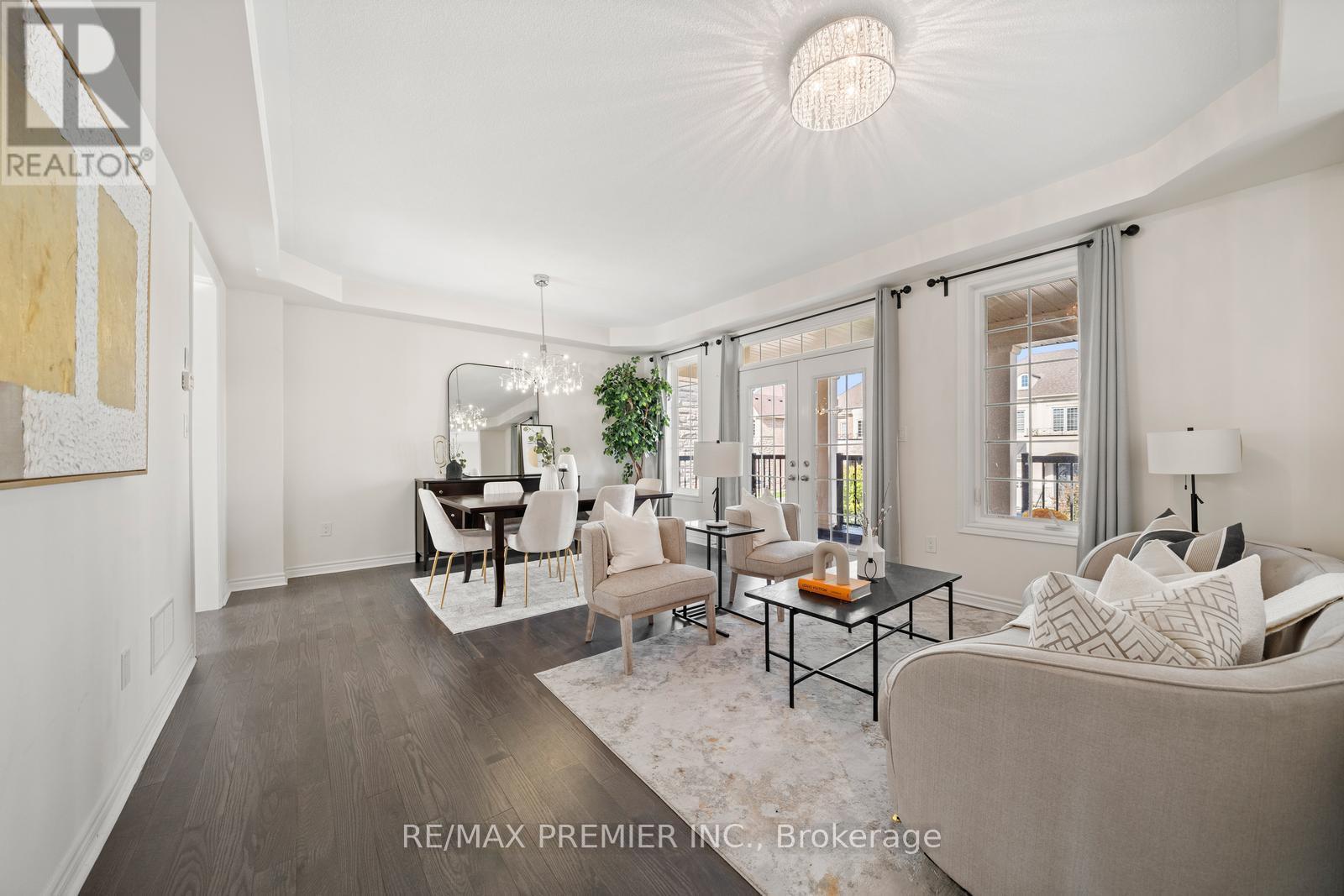 30 Bannockburn Drive, Vaughan, Ontario L4H 4P8 - Photo 4 - N12507140