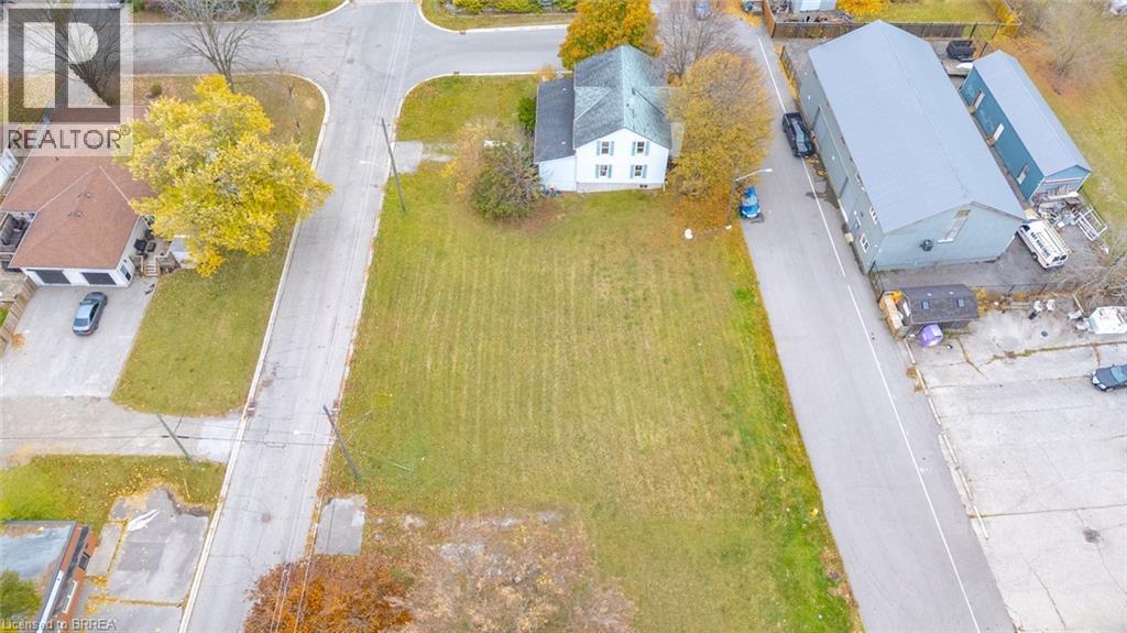 8 Brydges Street, Paris, Ontario  N3L 1R4 - Photo 11 - 40785366