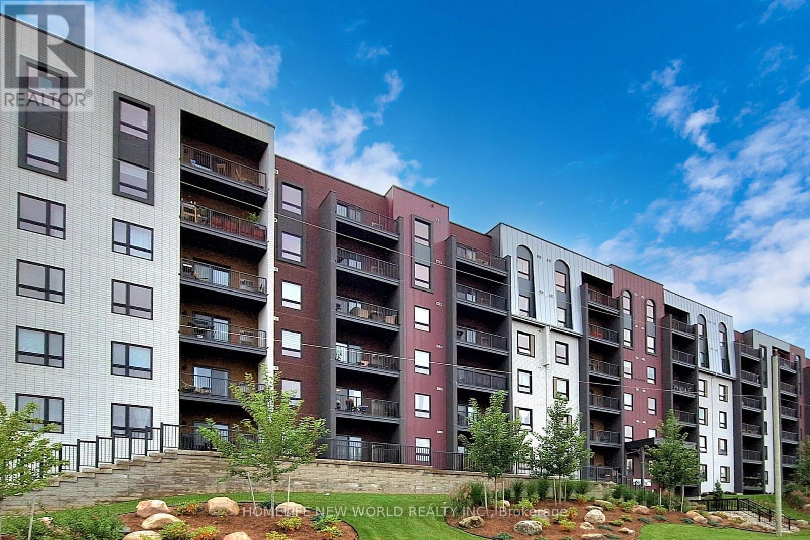 512 - 4 Spice Way, Barrie, Ontario  L9J 0M2 - Photo 5 - S12507000