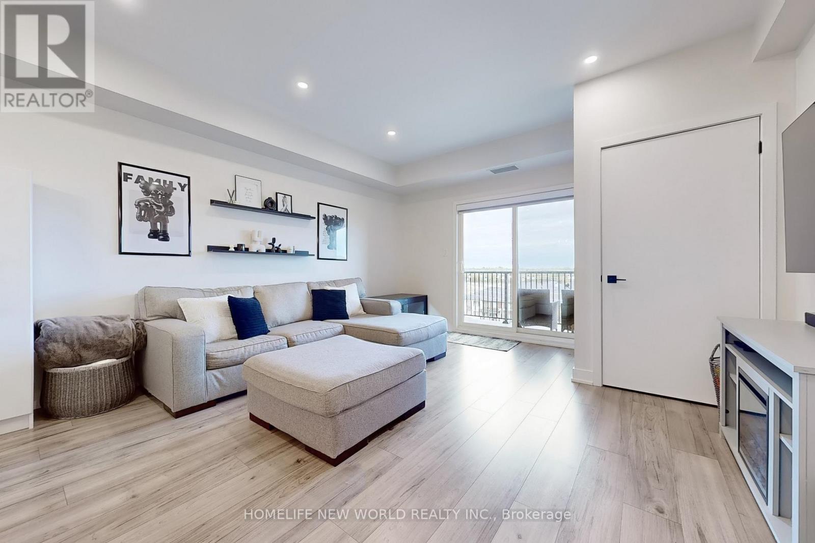 512 - 4 Spice Way, Barrie, Ontario  L9J 0M2 - Photo 6 - S12507000