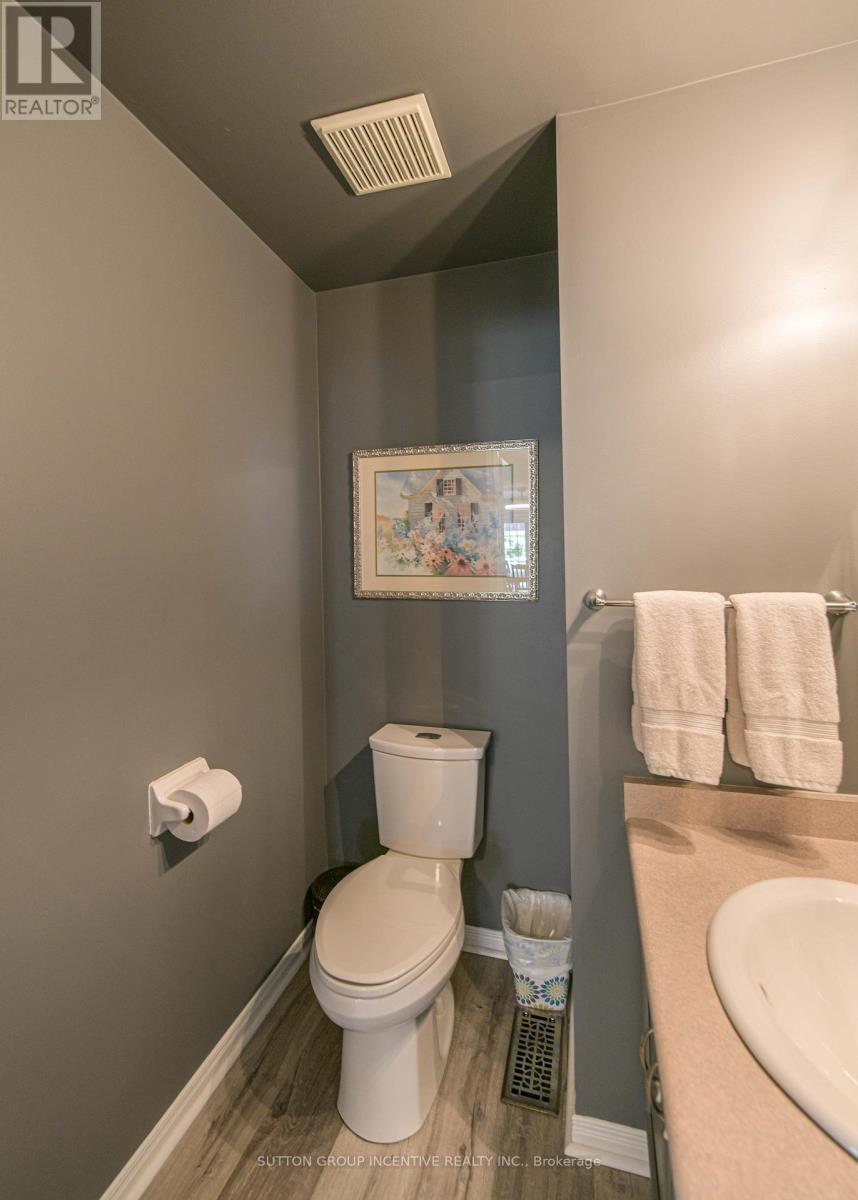 78 Vanessa Drive, Orillia, Ontario  L3V 7X1 - Photo 16 - S12477257