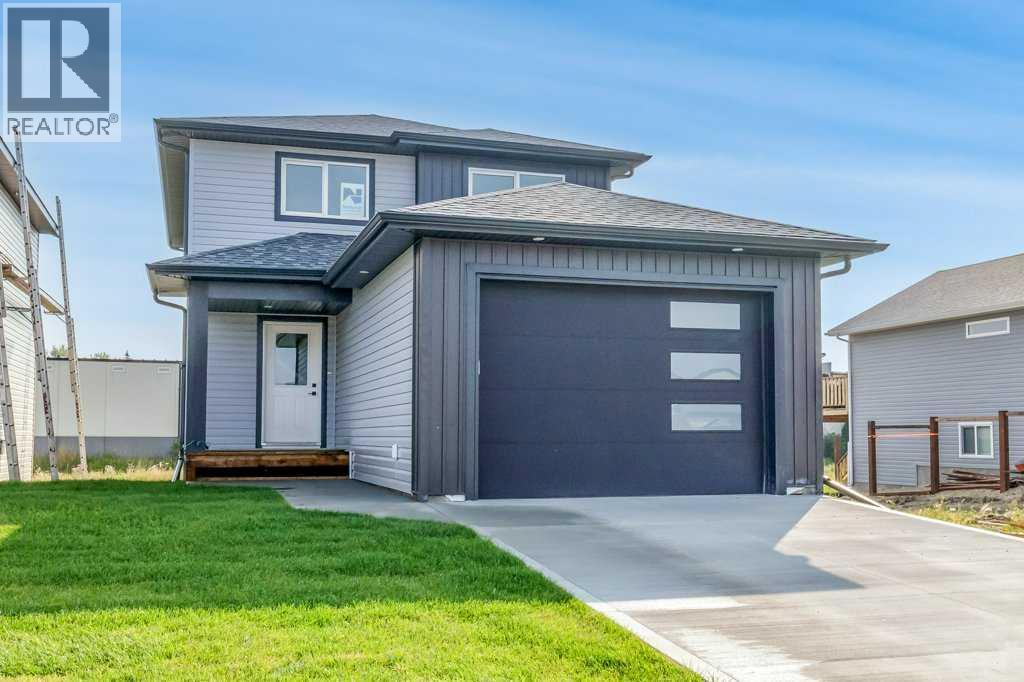 125 Hampton Crescent, Sylvan Lake, Alberta