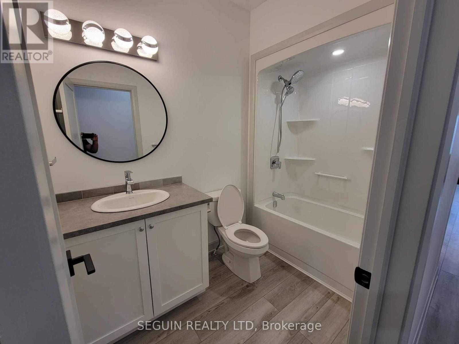 808-810 Powers Street, Clarence-Rockland, Ontario  K4K 0J2 - Photo 14 - X12507446