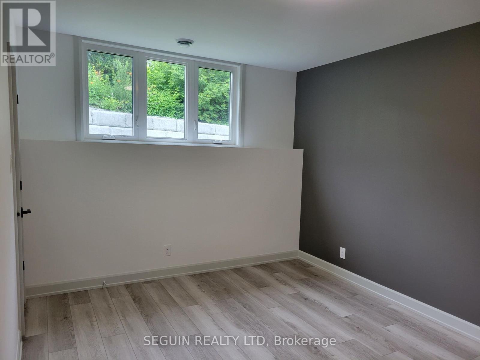 808-810 Powers Street, Clarence-Rockland, Ontario  K4K 0J2 - Photo 8 - X12507446