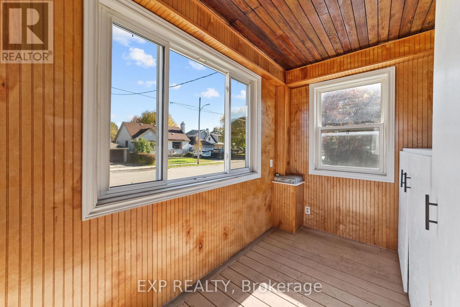 29 Tennyson Street, London East, Ontario  N5Z 2K6 - Photo 15 - X12504980