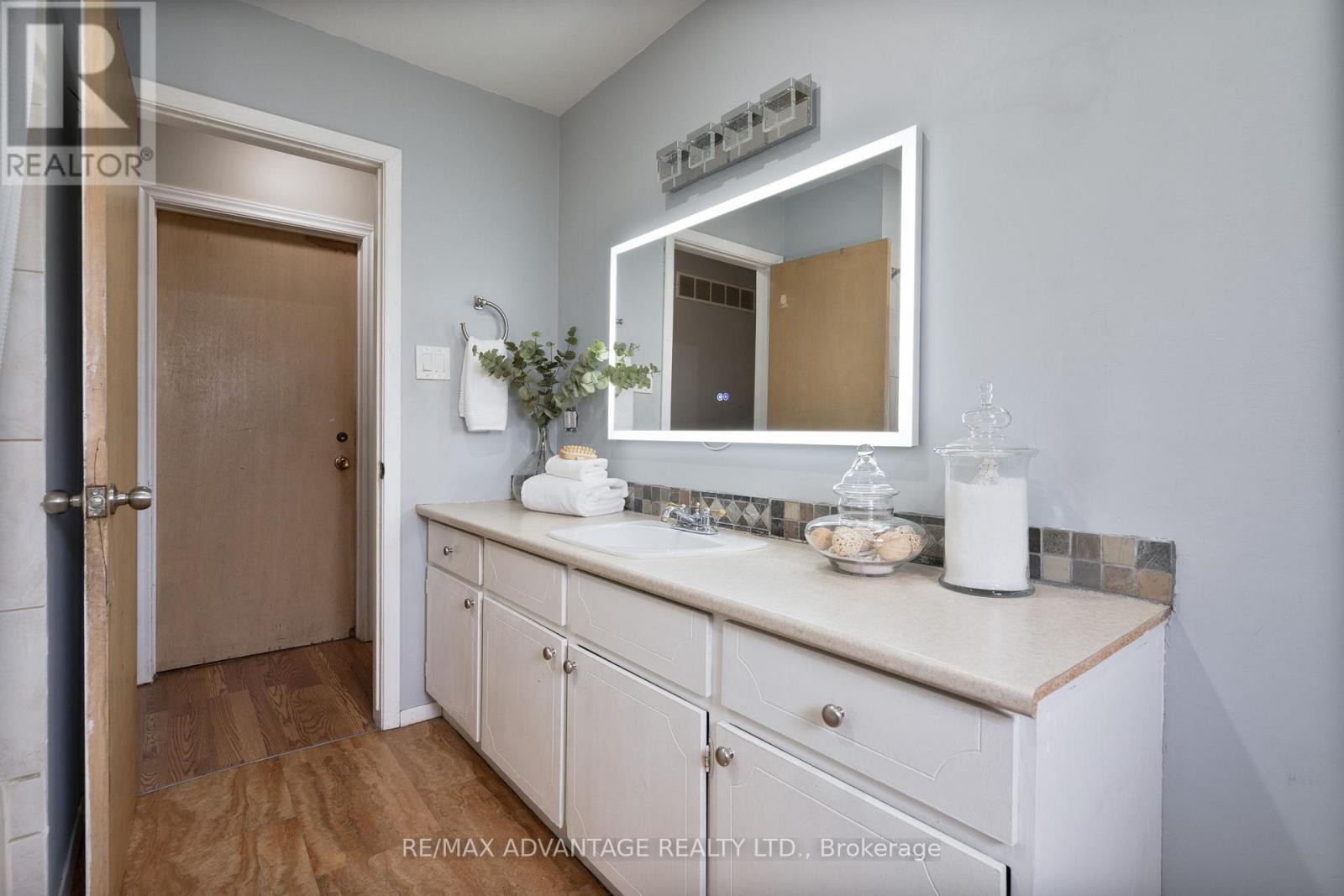 464 Three Valleys Crescent, London South (South J), Ontario  N5Z 3E7 - Photo 15 - X12507232