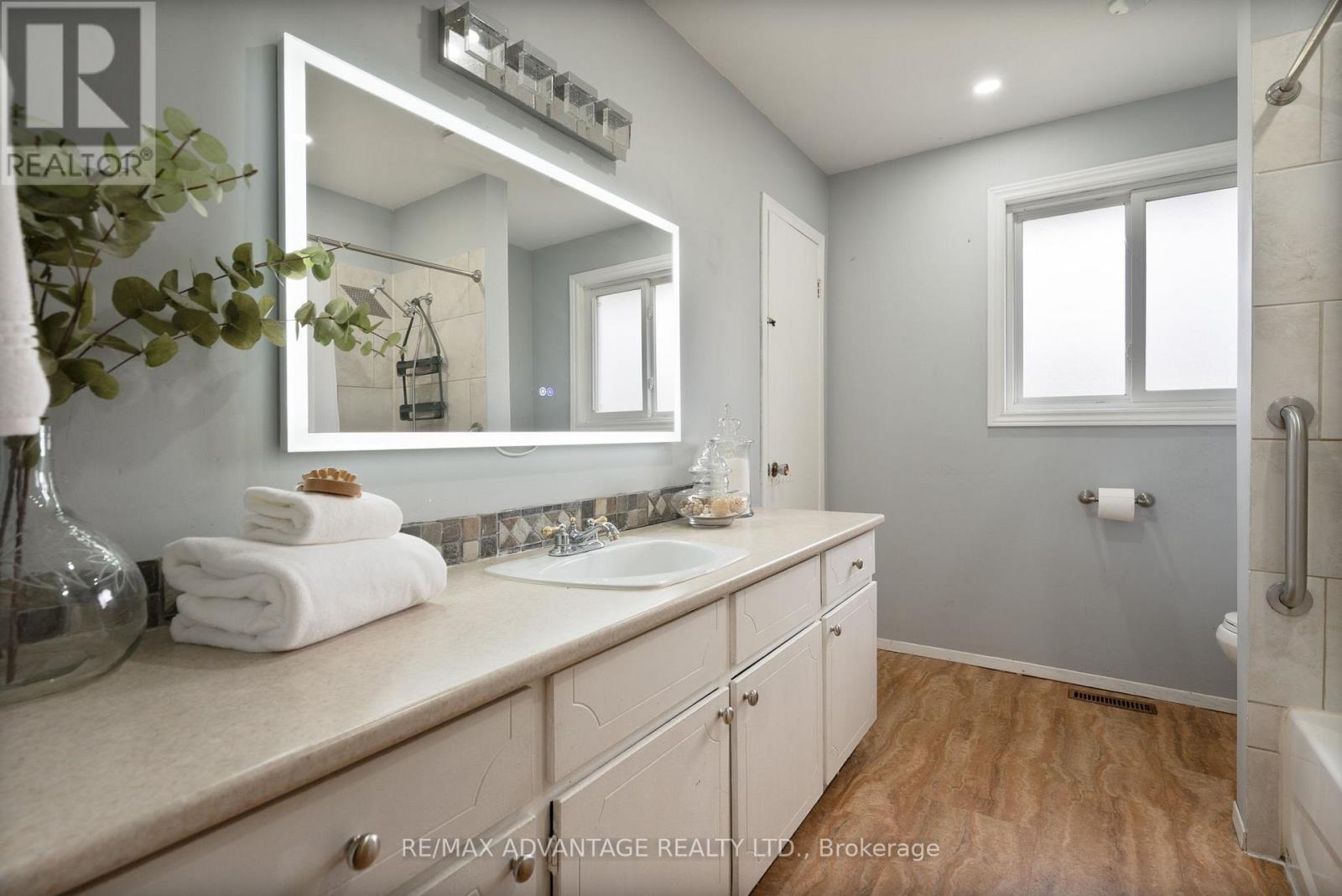 464 Three Valleys Crescent, London South (South J), Ontario  N5Z 3E7 - Photo 14 - X12507232