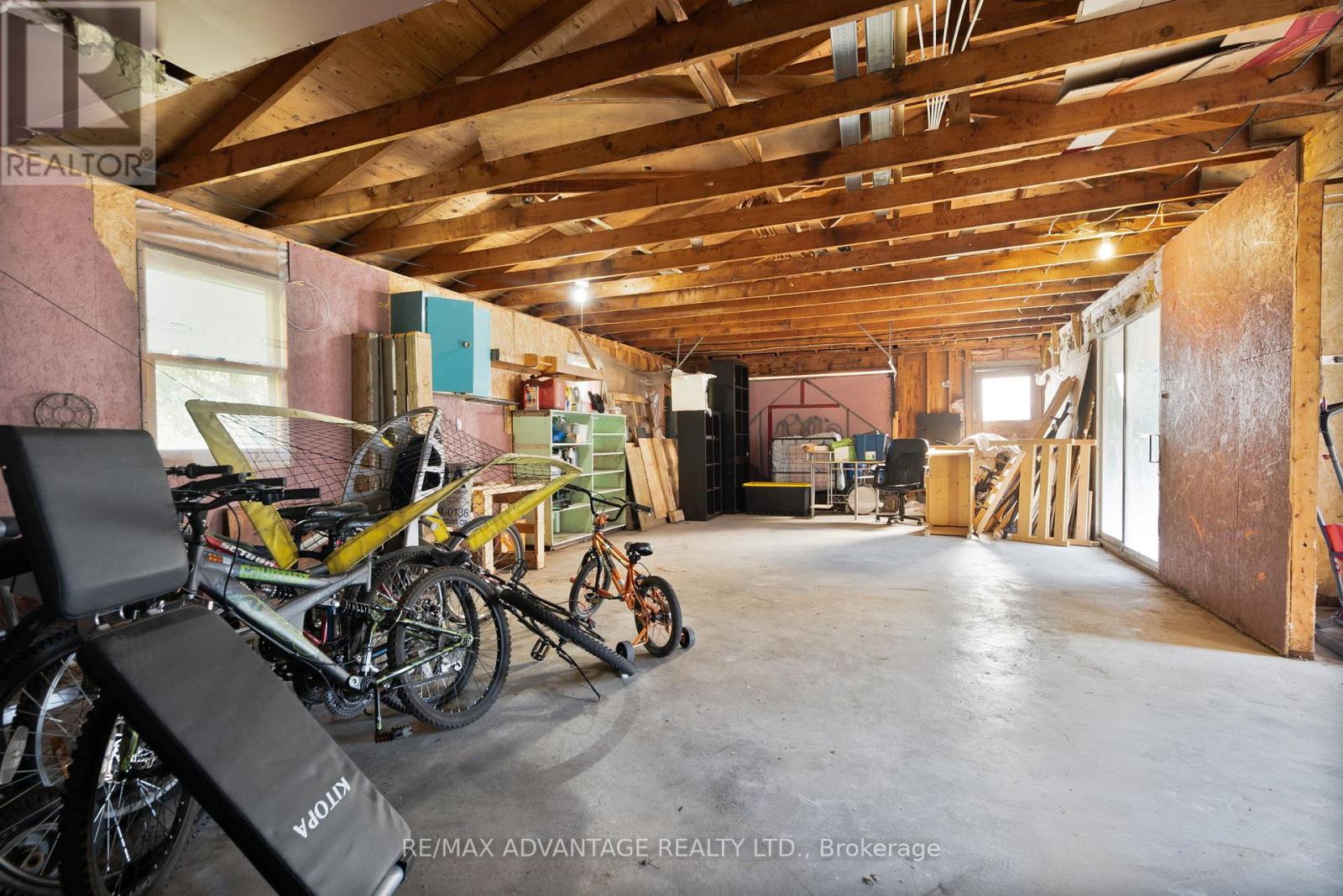 464 Three Valleys Crescent, London South (South J), Ontario  N5Z 3E7 - Photo 41 - X12507232