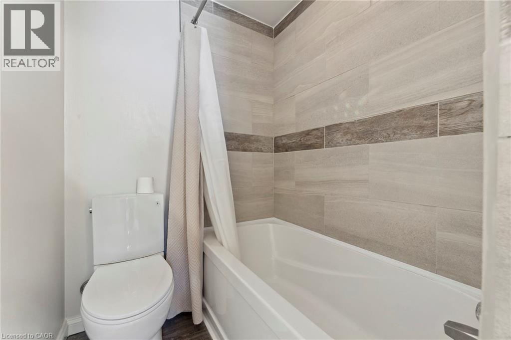 647 Balsam Crescent, Oshawa, Ontario  L1J 6A1 - Photo 15 - 40785538