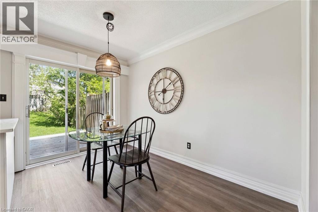 647 Balsam Crescent, Oshawa, Ontario  L1J 6A1 - Photo 8 - 40785538