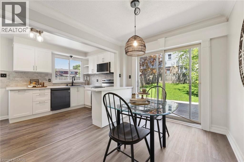 647 Balsam Crescent, Oshawa, Ontario  L1J 6A1 - Photo 9 - 40785538