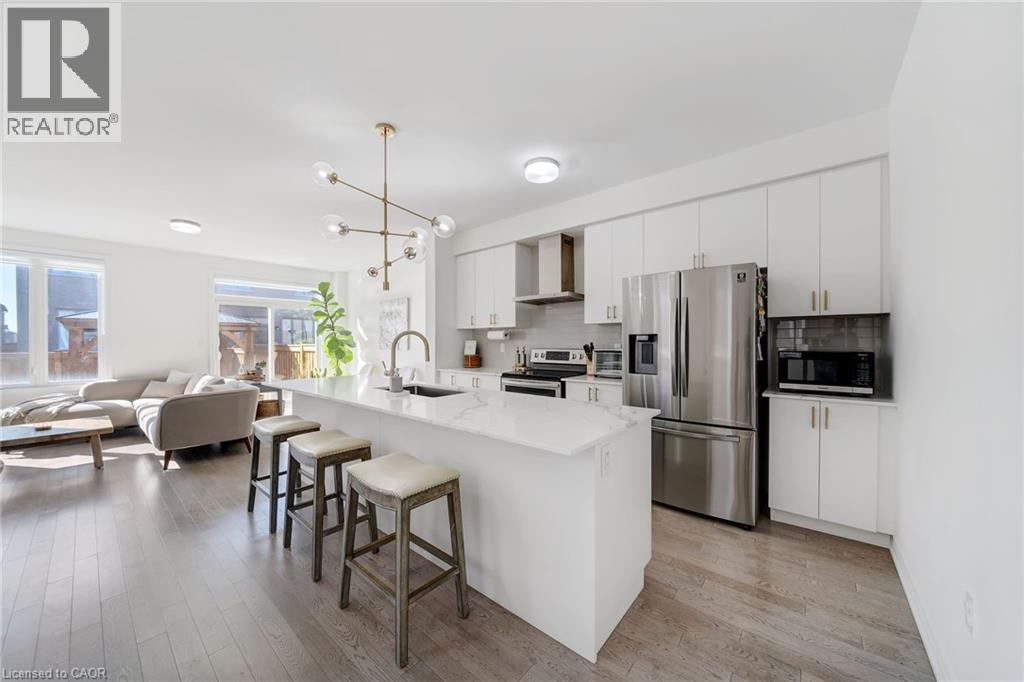 1264 Chee Chee Landing, Milton, Ontario L9E 1L1 - Photo 3 - 40785471