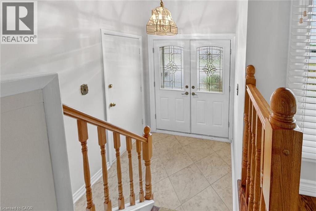 177 San Pedro Drive, Hamilton, Ontario  L9C 2C9 - Photo 5 - 40784831