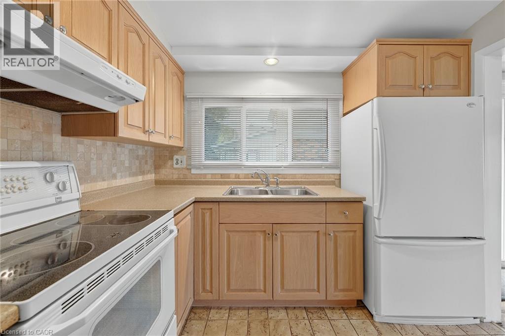 177 San Pedro Drive, Hamilton, Ontario  L9C 2C9 - Photo 9 - 40784831