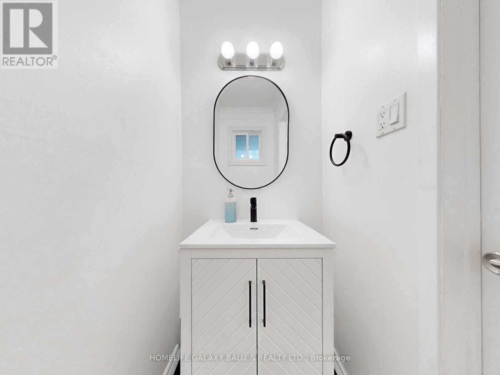 65 - 830 Stainton Drive, Mississauga, Ontario  L5C 2Z3 - Photo 15 - W12501426